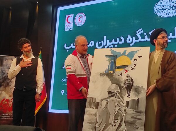 اولین کنگره دبیران استانی کانون‌های دانشجویی هلال احمر 