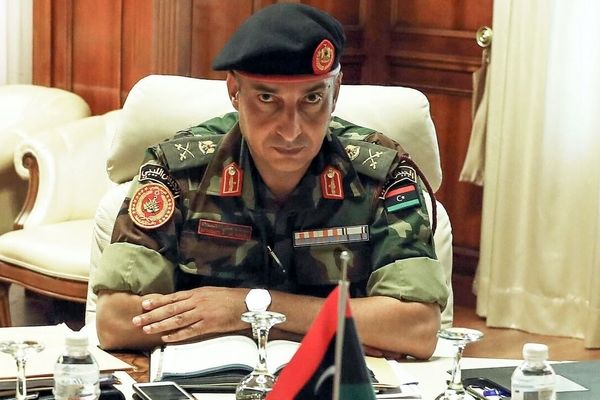 هواپیمای حامل فرمانده ارتش لیبی سقوط کرد