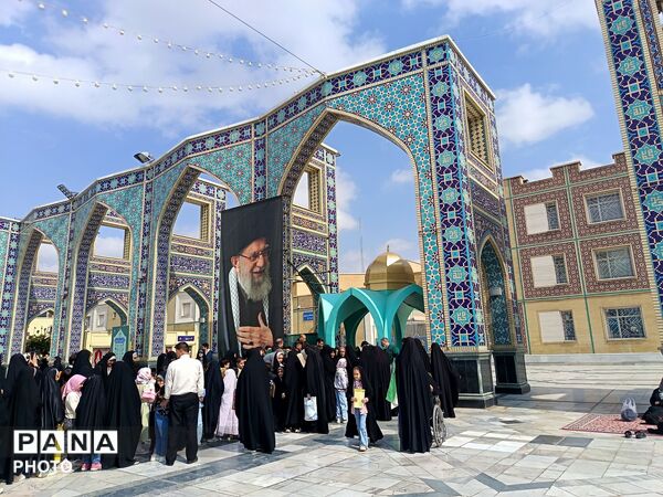 حرم ضامن آهو در آغازین روز دهه کرامت