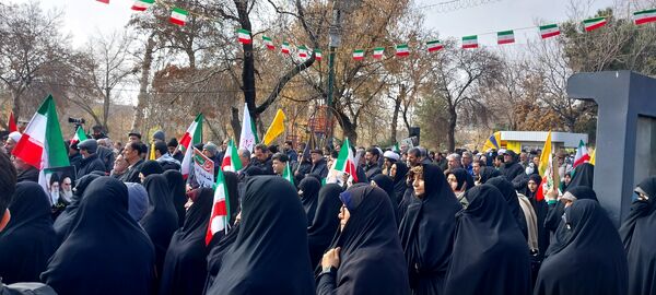 اجتماع نه دی در قزوین