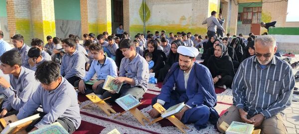 محافل انس با قرآن در مدارس باید تقویت شود