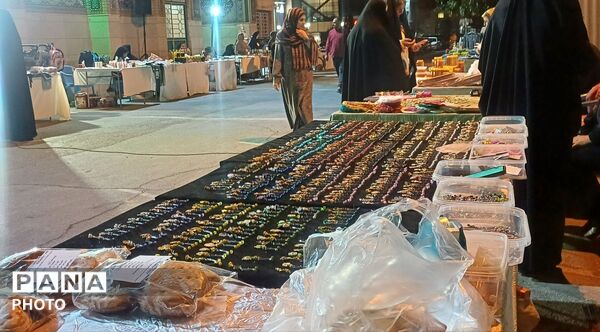 تجلی خودکفایی بانوان کارآفرین در نمایشگاه اقتصاد مقاومتی اراک