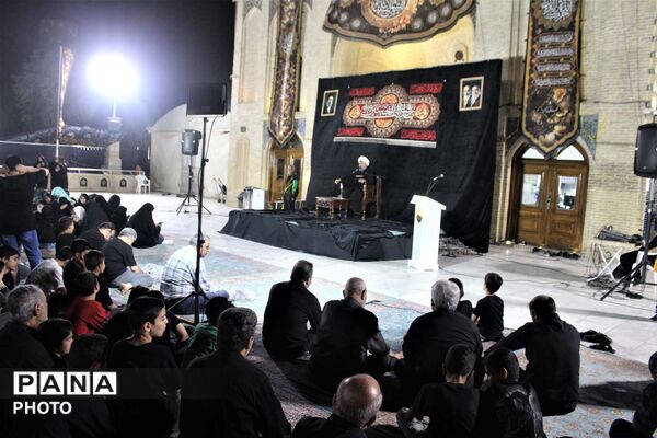 عزاداری شهادت حضرت رقیه(س) با حضور دانش‌آموزان ناحیه یک قم