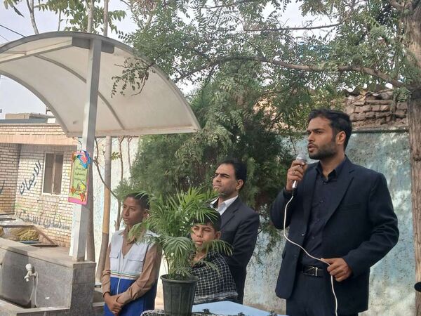 آغاز سال تحصیلی جدید در دبیرستان امید