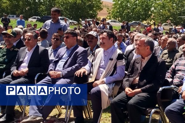 آیین کلنگ زنی پروژه آب چشمه سفید در خانمیرزا