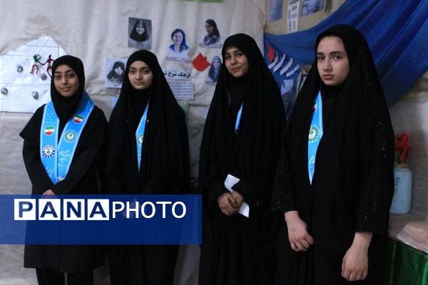 افتتاحیه «مدرسه انقلاب» در مدرسه تقوی‌پیشگان بهارستان‌دو