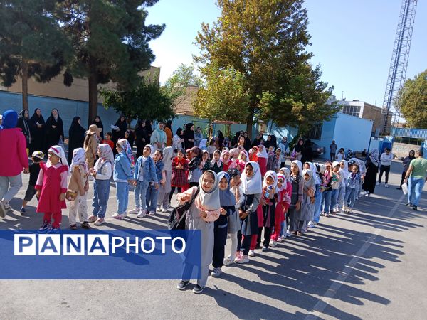 جشن شکوفه‌ها در شهرستان ورامین