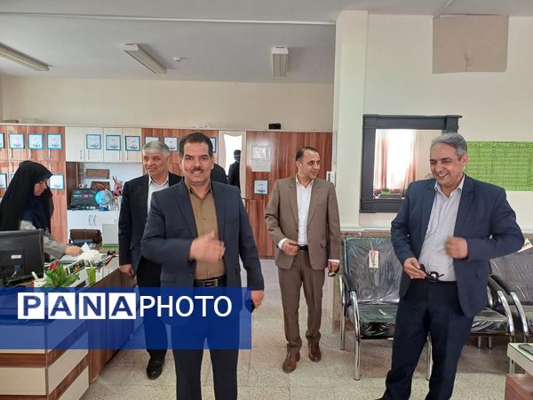 بازدید معاون آموزش متوسطه اداره‌کل آموزش و پرورش استان از مدارس شهرستان جاجرم 