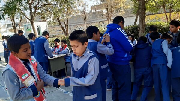  انتخابات شورای دانش آموزی در مدرسه فرهنگ شهیدان تهامی خلیل آباد