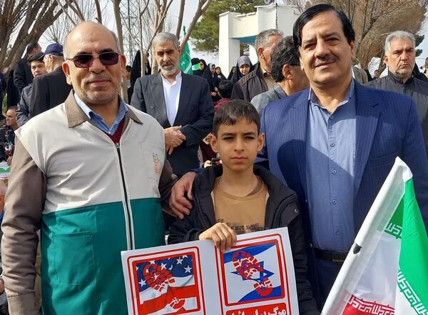 راهپیمایی 22 بهمن در شهر کهک