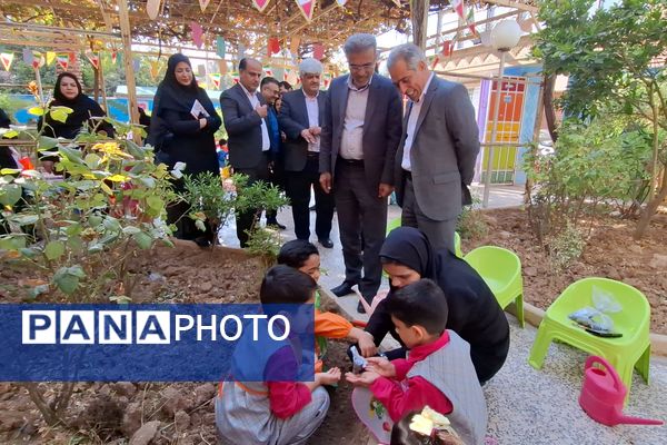 رویداد بزرگ استانی جشن غنچه‌ها در شیراز  