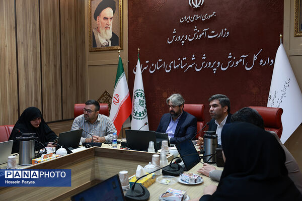 نشست صمیمی خبرنگاران پانا شهرستان‌های استان تهران با مدیرعامل خبرگزاری پانا