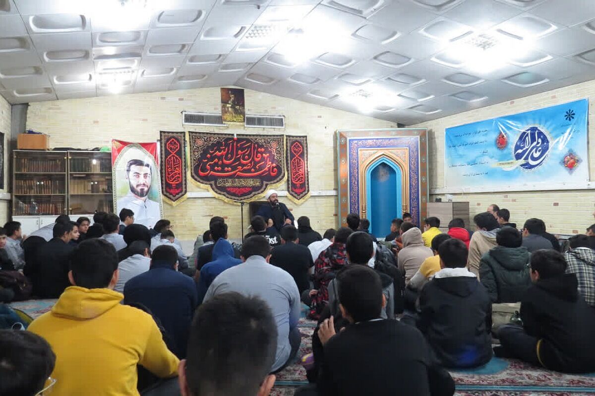برگزاری مراسم به مناسبت ایام فاطمیه در مدارس ناحیه دو شهرری 
