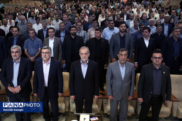 مراسم روز پزشک با حضور رئیس جمهوری