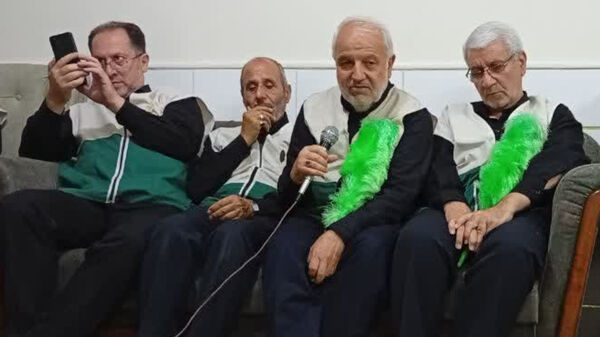 دیدار با خانواده شهید نیازمند در شهرستان سمنان