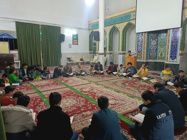 محفل انس با قرآن کریم در کاشمر 