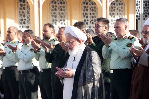 اقامه نماز عید فطر در یزد