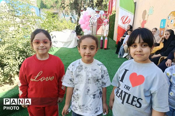  جشن شکوفه‌ها در مجتمع آموزشی سمأ دخترانه شهرری