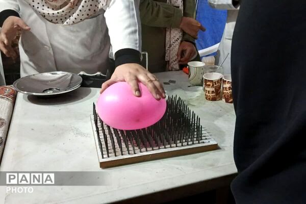 پژوهش‌سرای رازی شهرری در تجمعات شبانه میدان شهید بروجردی