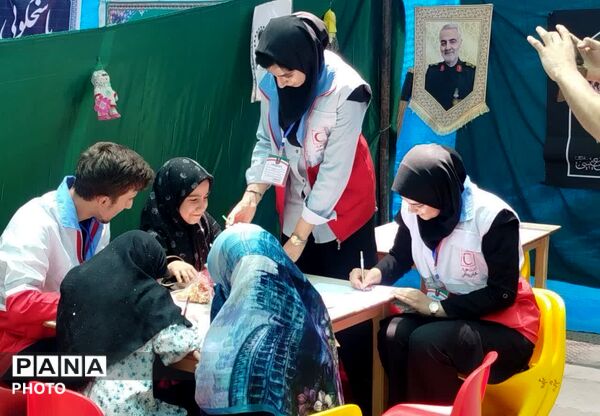اوج خدمت جمعیت هلال احمر در مراسم وداع و تشییع رهبر انقلاب در ۴۵ متری گلشهر کرج