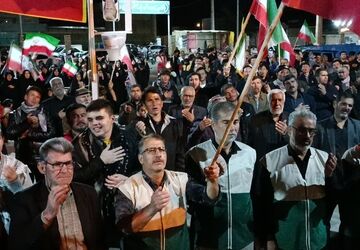 ایران عزیزتر از جان ماست 