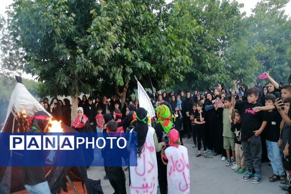 مراسم نمادین آتیش زدن خیمه ها در عصر روز عاشورا در شهر بار