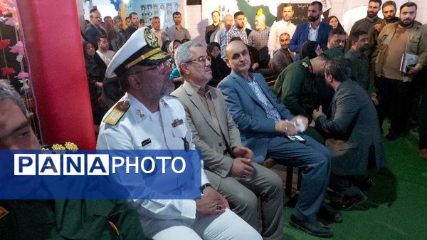 افتتاح نمایشگاه فرهنگی دومین کنگره ملی ۸ هزار شهید گیلان