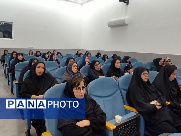 روایت مهدویت فرهنگیان بوشهر در روزهای دهه فجر