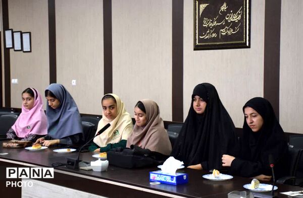 نشست خبری اصحاب رسانه به میزبانی مدیریت آموزش و پرورش کردکوی 