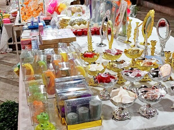 بازار های کاشمر در آستانه عید رنگ و لعابی ویژه دارد