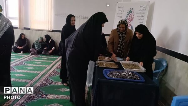  بزرگداشت اربعین رهبر شهیدو شهدای جنگ رمضان در دهگلان 