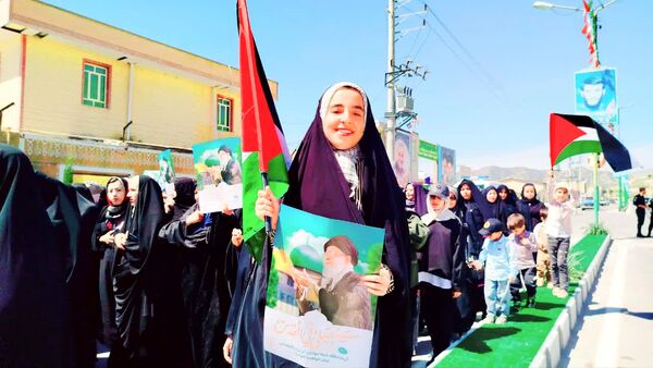 حضور پرشور کودکان و نوجوانان در راهپیمایی روز قدس لنده