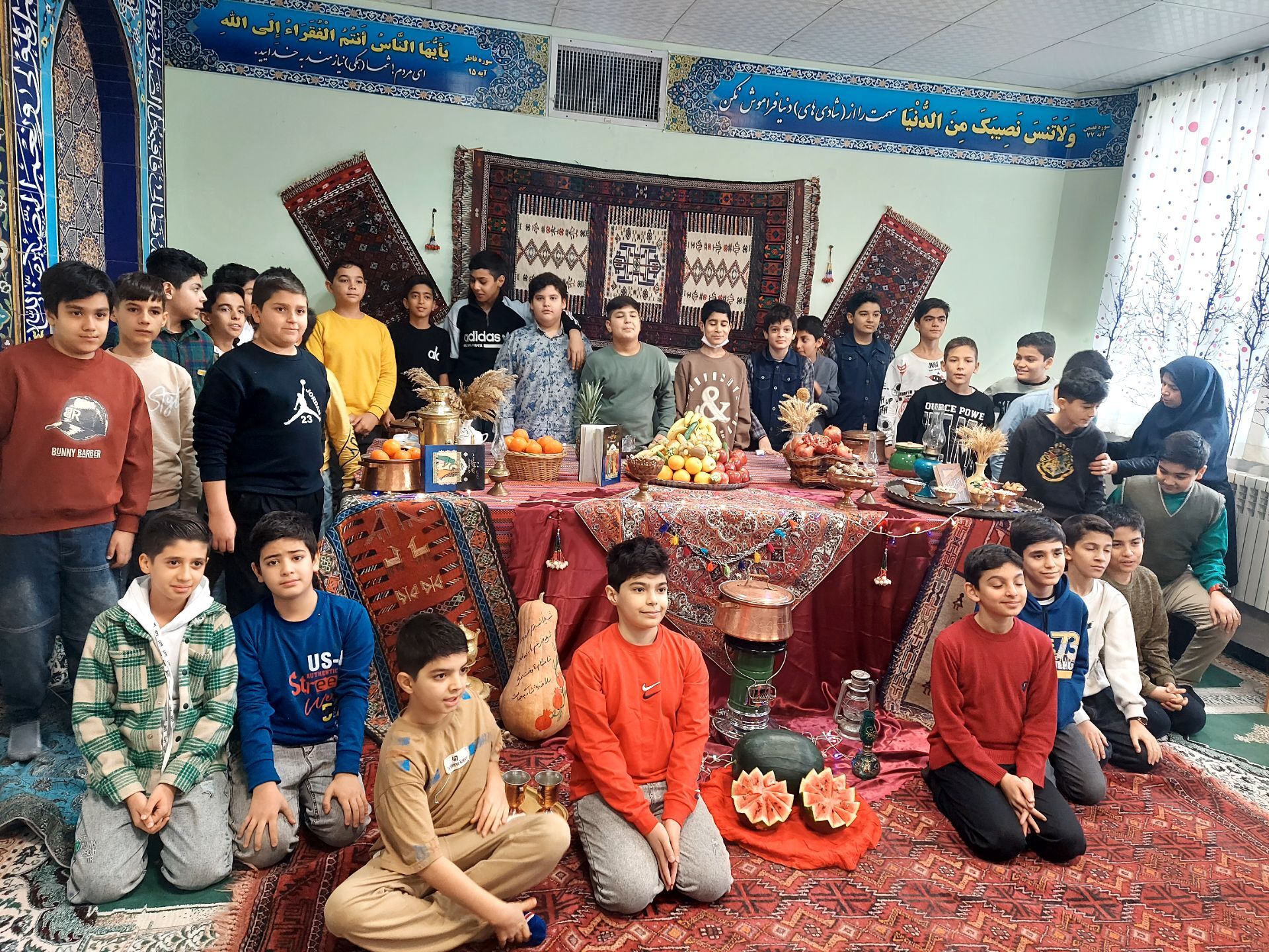 جشن یلدایی در مدرسه شهدای فرهنگی شهرستان شیروان