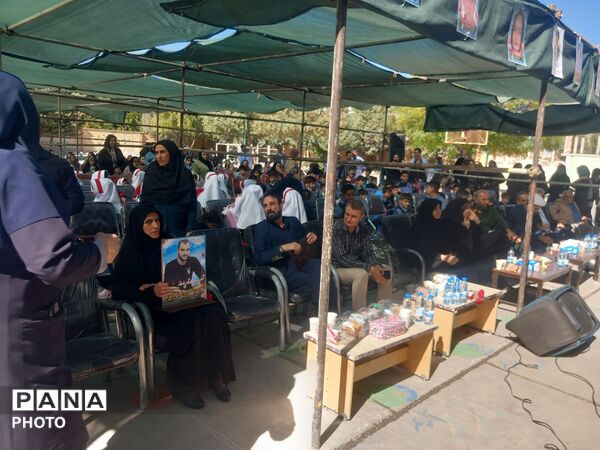 آغاز سال تحصیلی کلاس‌ اولی‌ ها با جشن شکوفه‌ ها در مدرسه شهید آوینی