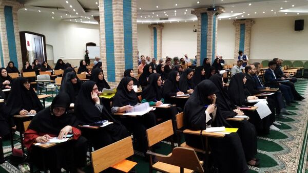 جلسه مدیران مدارس قطب شمال استان اصفهان