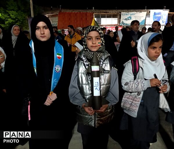 راهپیمایی شهروندان شهرستان مانه 