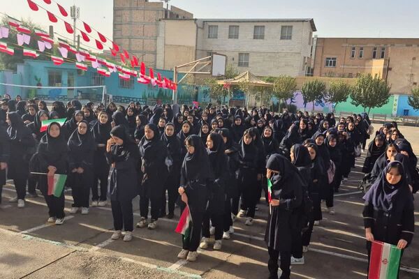 بهار دانش در هنرستان کوثر شهر قیامدشت