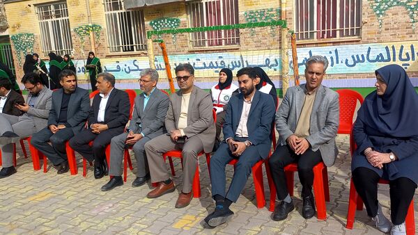 مانور زلزله در دبیرستان شاهد شهید حمامی ناحیه۶ مشهد