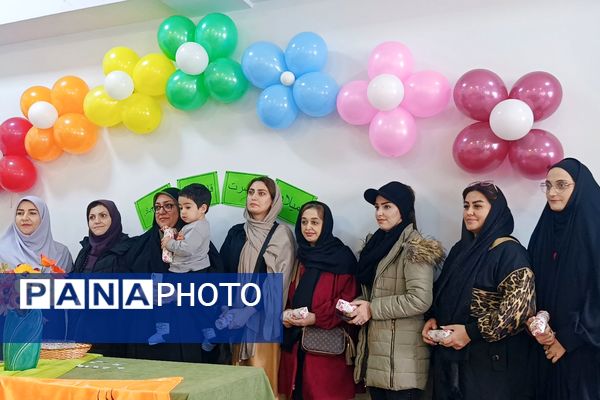 جشن میلاد حضرت زهرا (س) و سه شنبه های مهدوی در مدرسه شهید حسین اسماعیلی پردیس