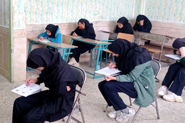 ادامه امتحانات در بهمن ماه