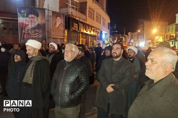 راهپیمایی عظیم مردم فیروزکوه بر علیه آمریکا و اسرائیل جنایتکار برای خون‌خواهی رهبر معظم انقلاب‌اسلامی
