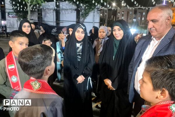  بازدید رئیس سازمان دانش‌آموزی شهرستانهای استان تهران از غرفه «با انرژی‌ها» منطقه کهریزک