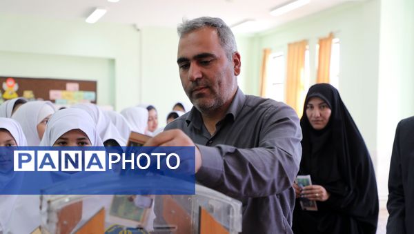 جشن عاطفه‌ها، فرصتی برای مرور درس مهرورزی و همدلی