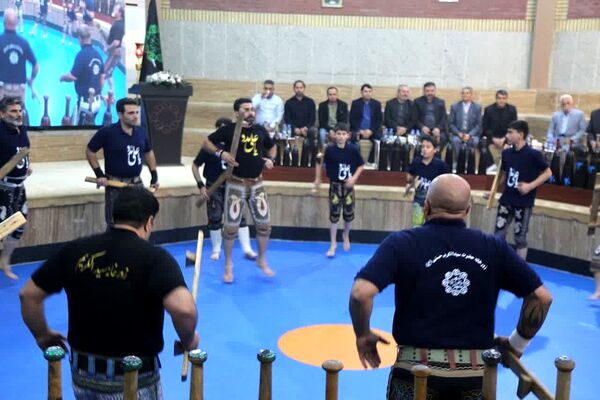 مراسم گلریزان و جمع آوری کمک‌های مردمی در زورخانه پهلوانی سیدالکریم (ع)