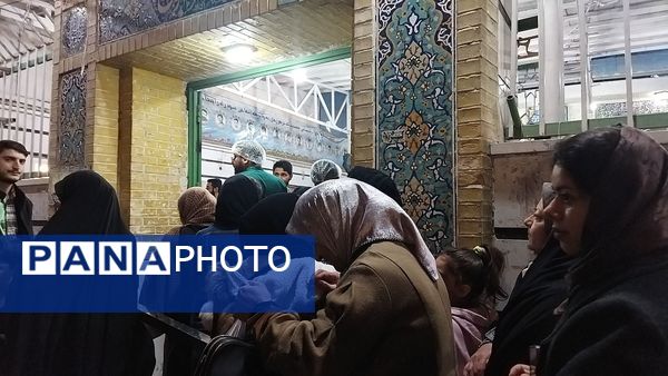 مسجد مرتضوی ارگ میزبان مردم در شب میلاد حضرت مهدی (ع) 