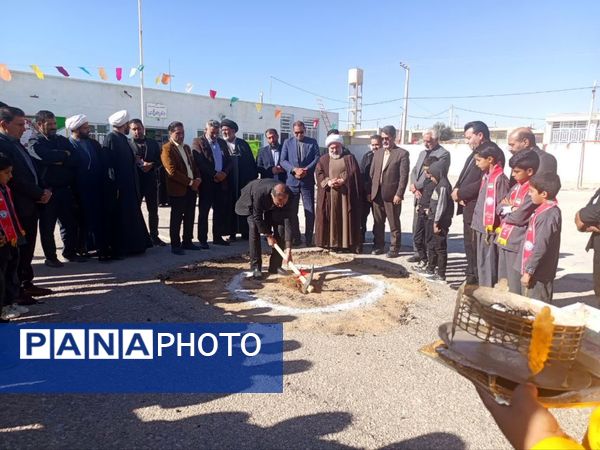 آیین کلنگ زنی آموزشگاه ۶کلاسه سلمان فارسی  در روستای بداف ابرکوه