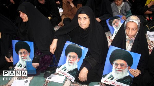 دیارِ بیدهای استوار در شب هفتم غم از دست دادن قائد امت