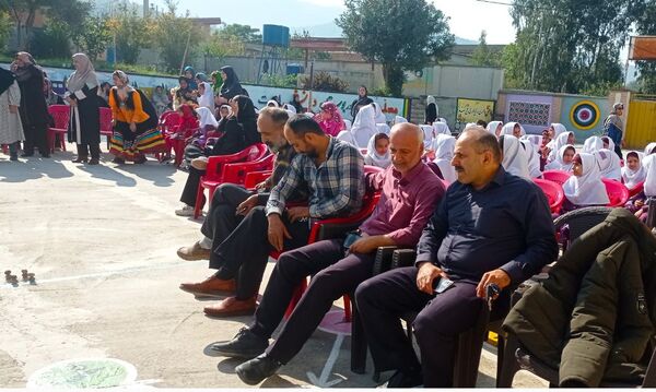 جشن هفته مازندران در دبستان نرجس خاتون گلوگاه 