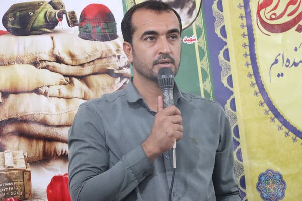 برگزاری یادواره شهدا در روستای دولاب با حضور مسئولان و خانواده‌های شهدا