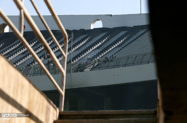 بازدید خبرنگاران از روند بازسازی و تعمیرات ورزشگاه آزادی 